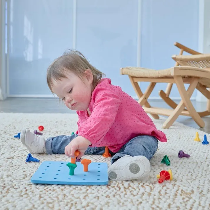 EDX Education Geo pegs and Pegboard Set