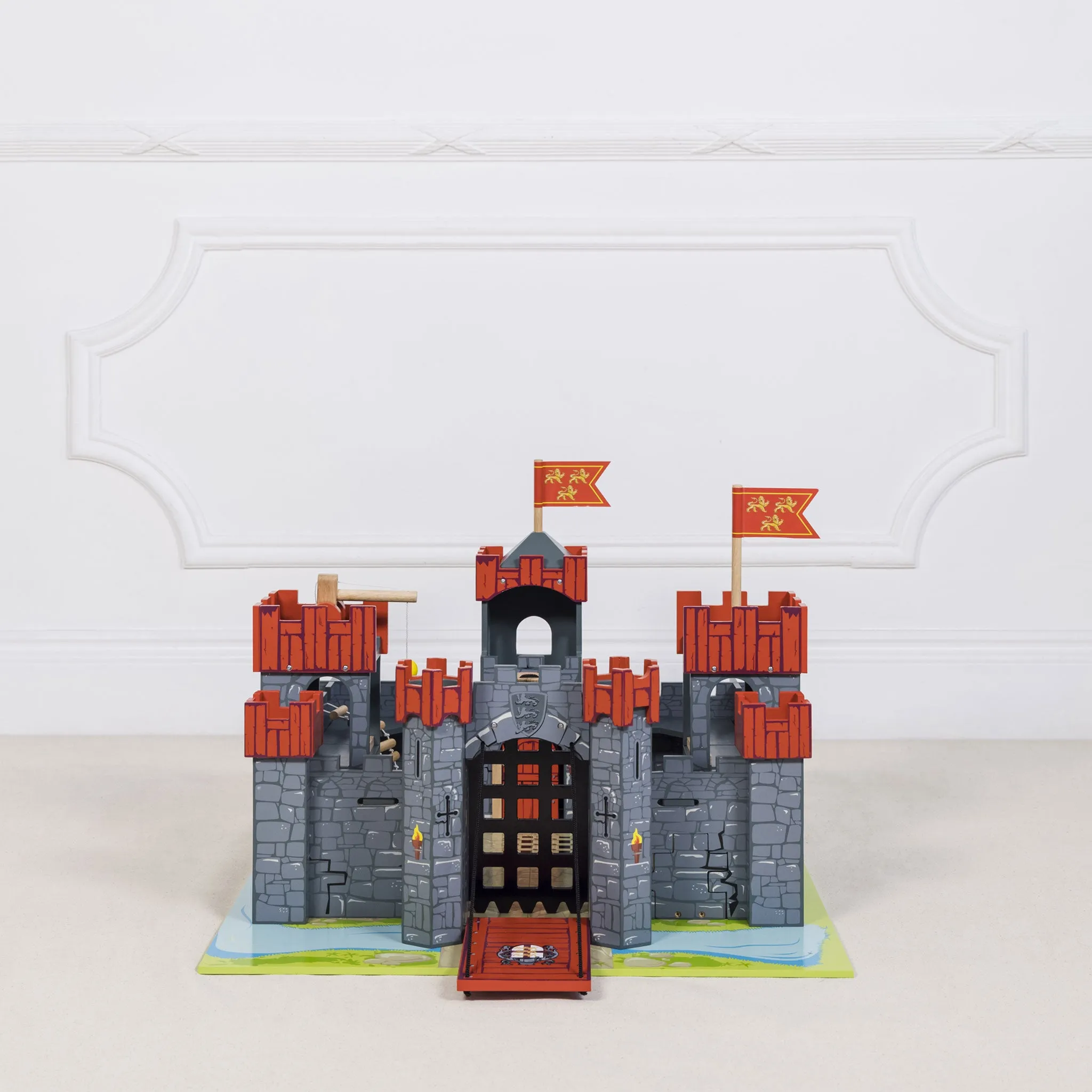 Lionheart Wooden Castle